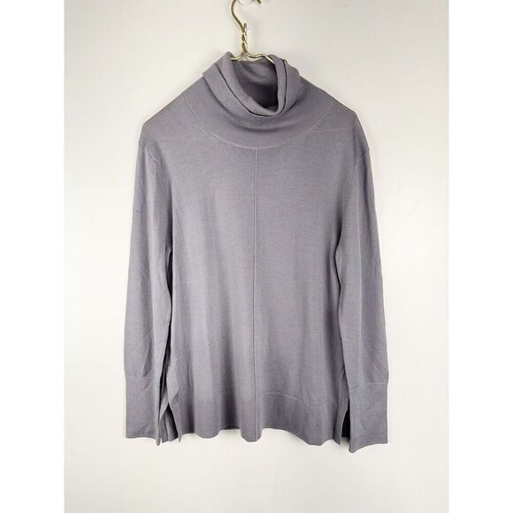 Banana Republic Sweaters - Banana Republic MERINO WOOL TURTLENECK SWEATER Women’s Size Medium